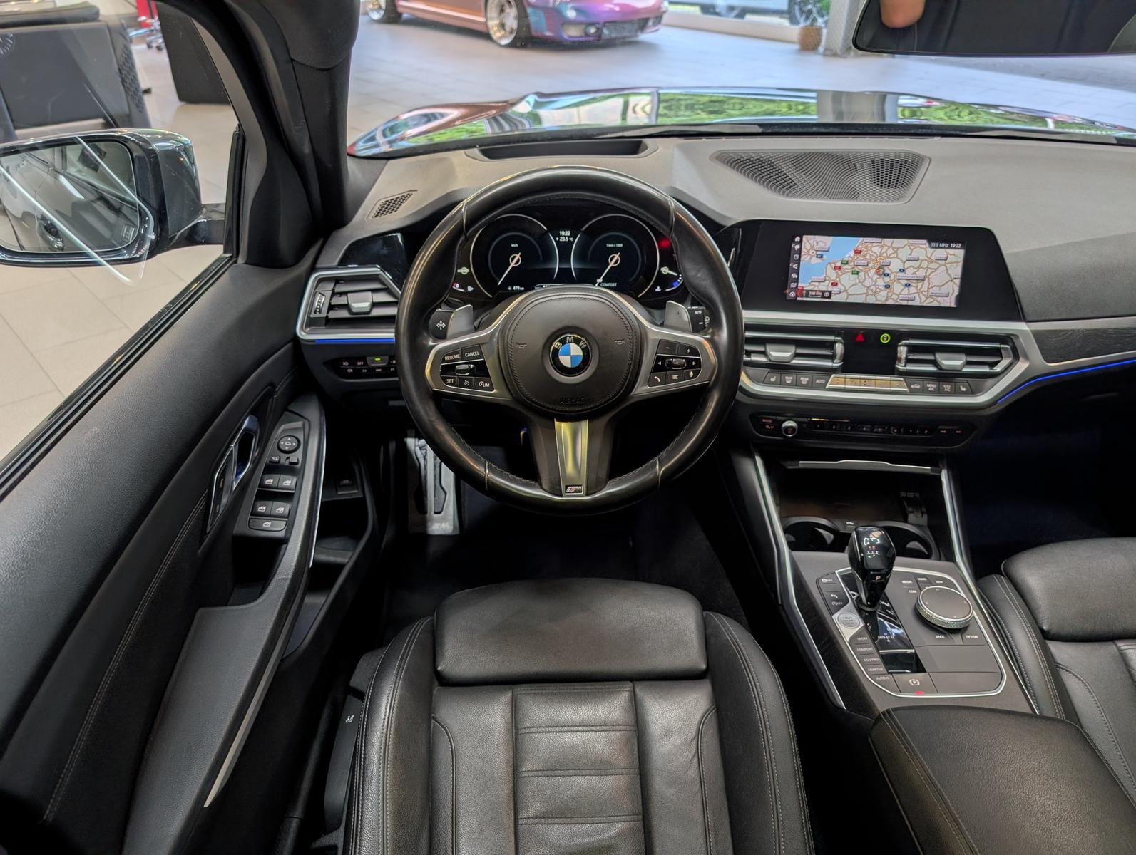 BMW 3 Series i M Sport Navi Shadow*HUD*LED*TEMPO*PANO*AHK, миниатюра 18