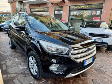 Ford Kuga - 4