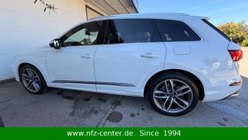 Audi Q7 - 6