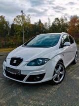 Seat Altea XL Stylance 2.0 TDI DSG Navi AH... - Seat Altea Stylance mit Diesel-Antrieb