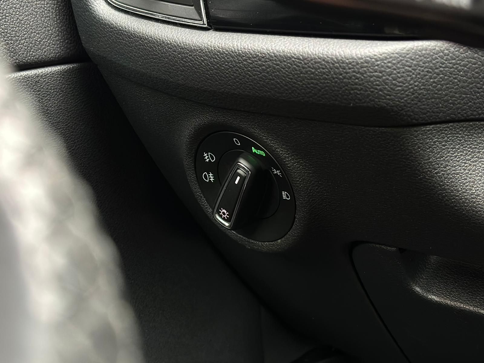 SKODA Kodiaq 2.0TDI STYLE 4x4* LED#SHZ#LH#ACC#KEYL#AHK - Image 18