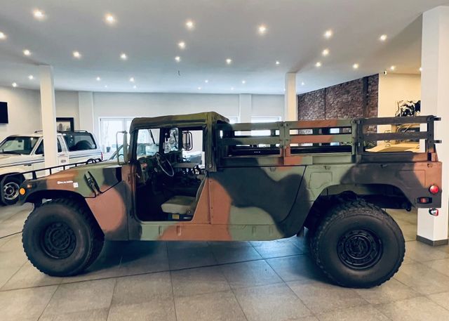 Fahrzeugabbildung Hummer Humvee H1  M998 mit TÜV und deutschen Papieren