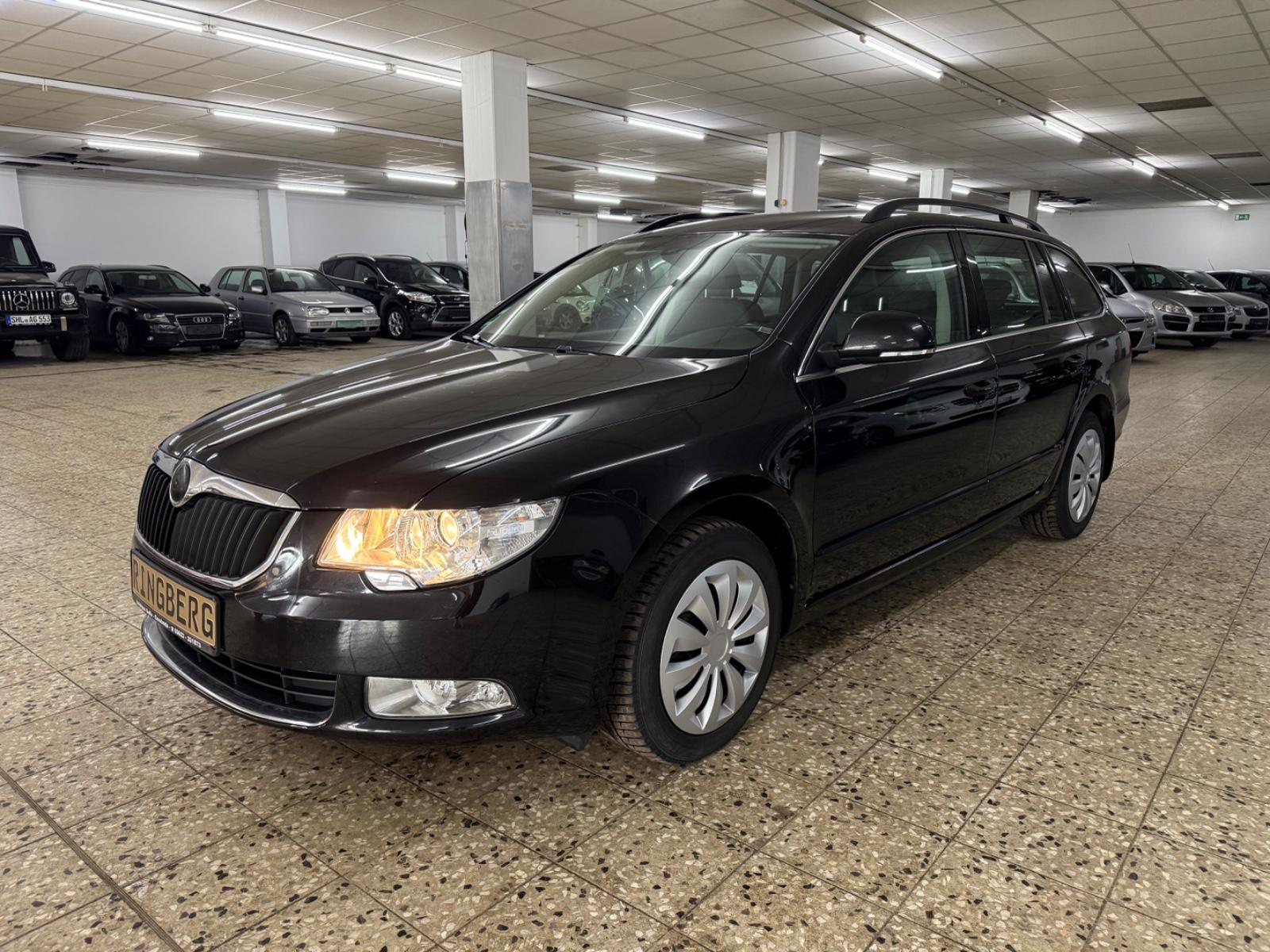 Skoda Superb Combi 4x4//NAVI//TÜV 01/2028//170 PS