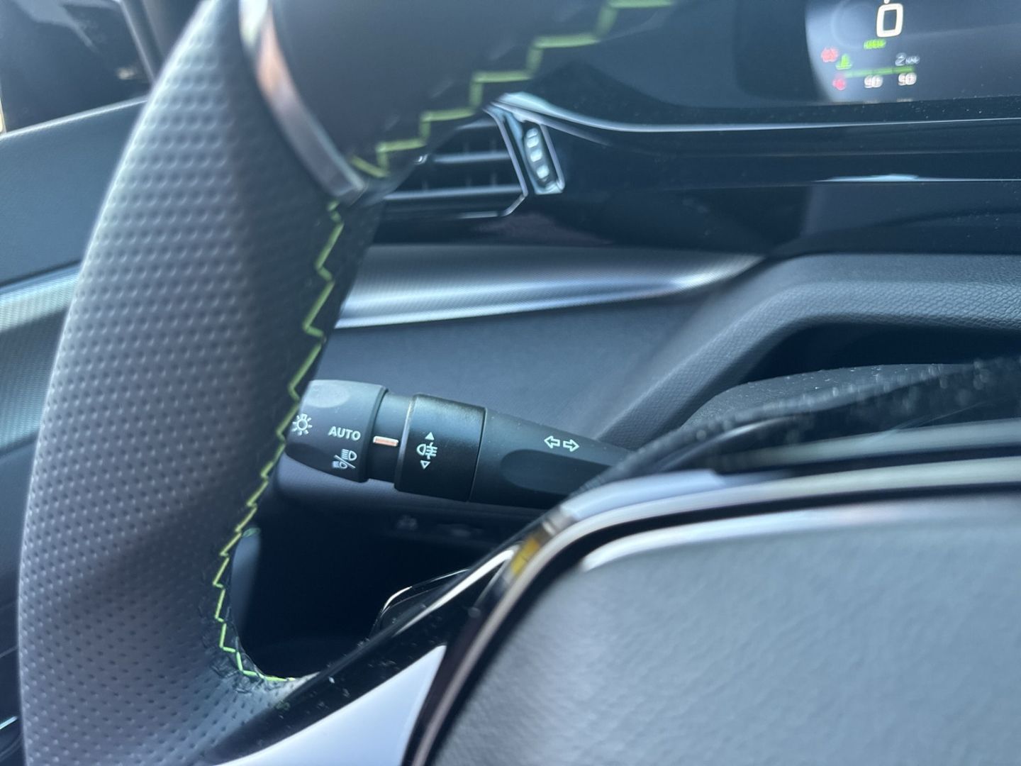 Peugeot 308 - Bild 17