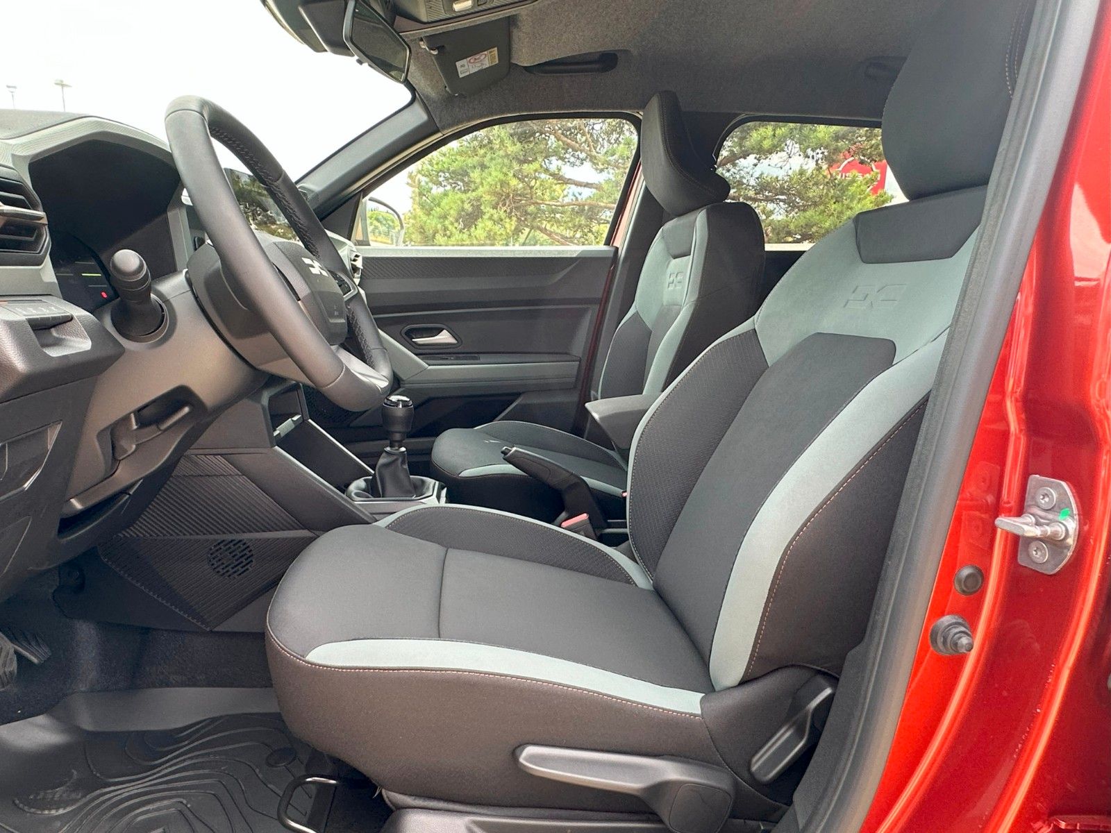 Fahrzeugabbildung Dacia Dacia Duster 4x4 Extreme  TCE 130