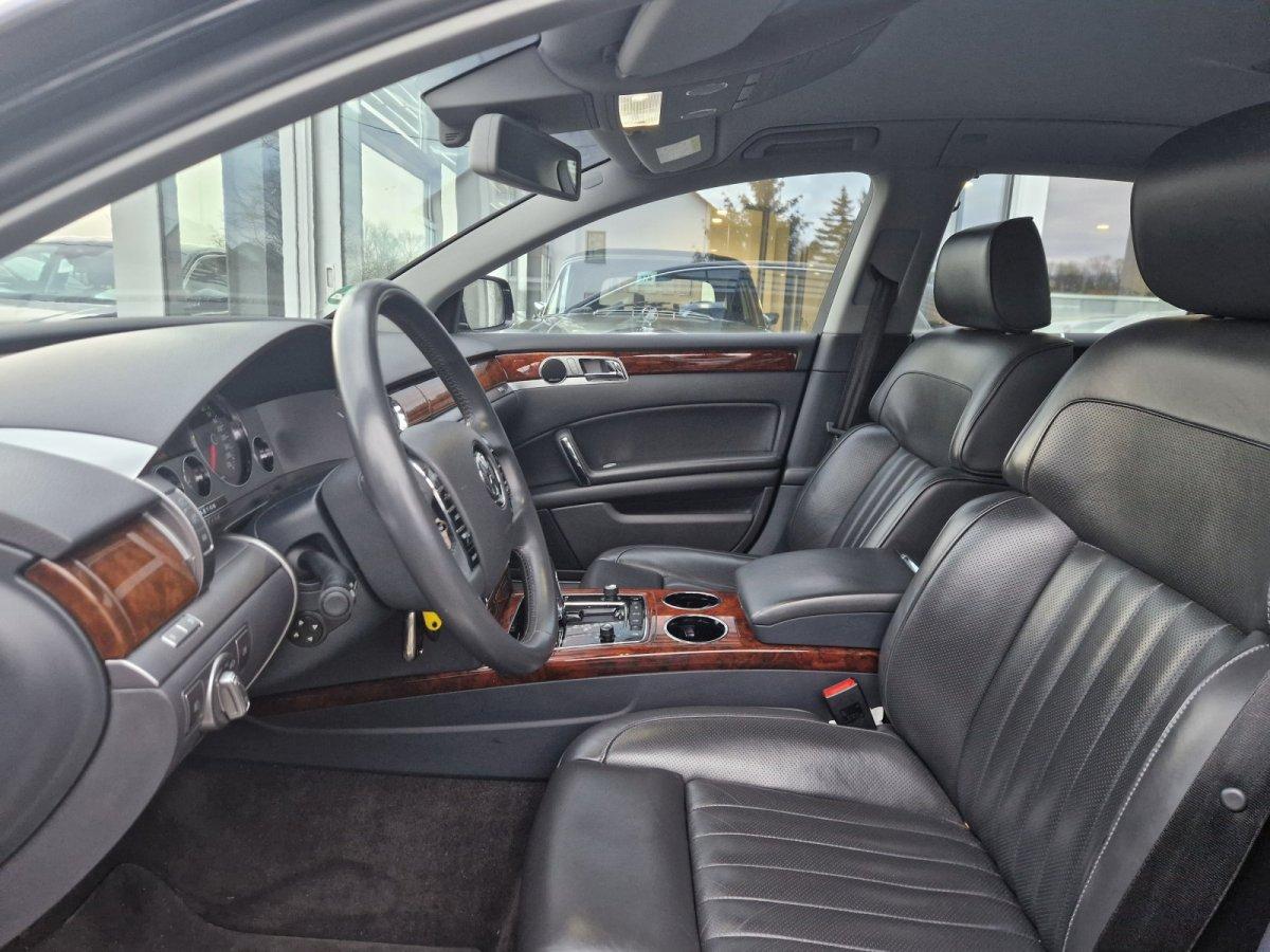 Volkswagen Phaeton V8  ACC Xenon Leder Kamera Dynaudio Stan