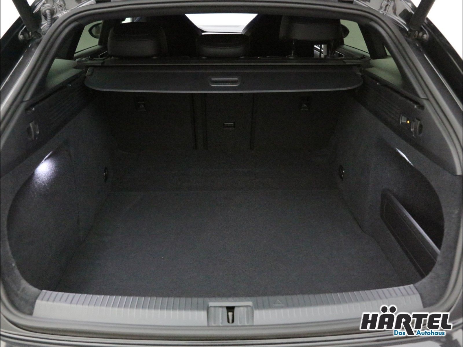 Volkswagen ARTEON SHOOTING BRAKE R 4MOTION 2.0 TSI DSG Navi foto 8