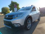 Dacia Sandero II Stepway Prestige - silberne Dacia Sandero