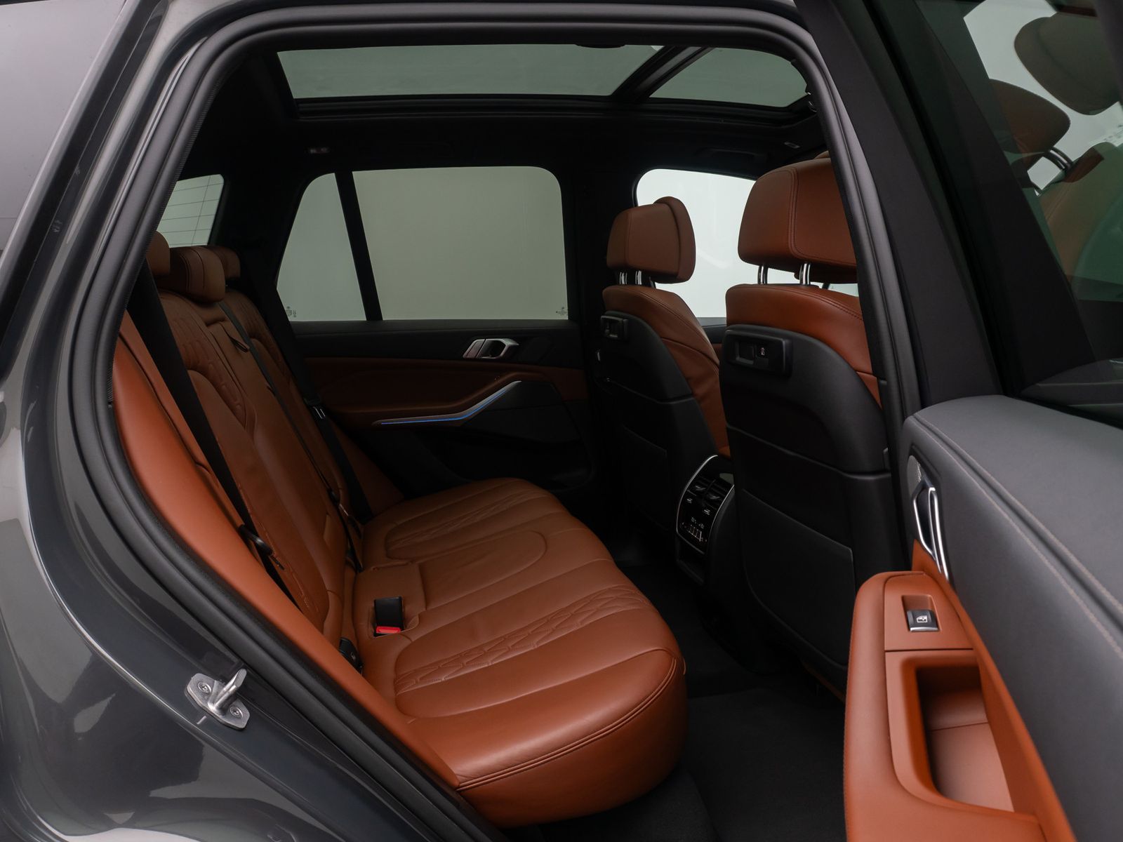 Fahrzeugabbildung BMW X5 xD45e M Sport Laser 360° DAB HUD H/K Panorama