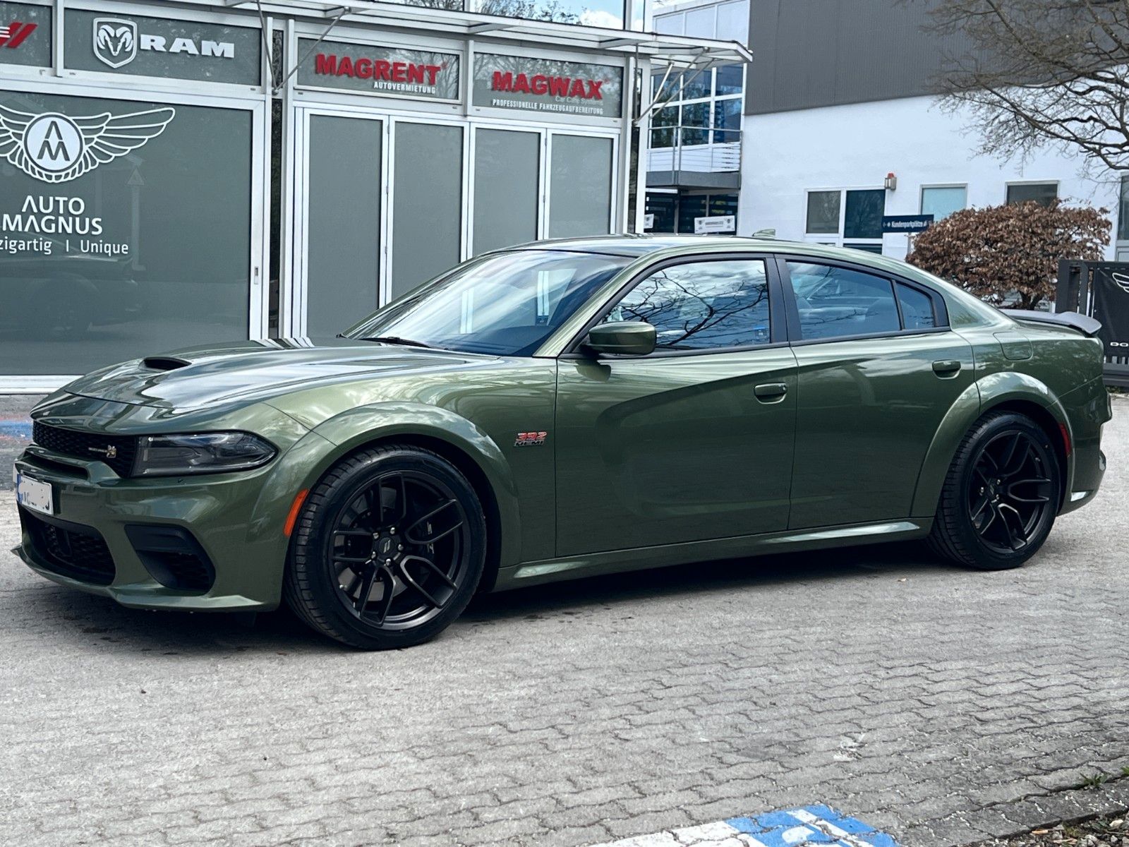 Fahrzeugabbildung Dodge Charger R/T 6.4 Scat Pack Widebody LPG