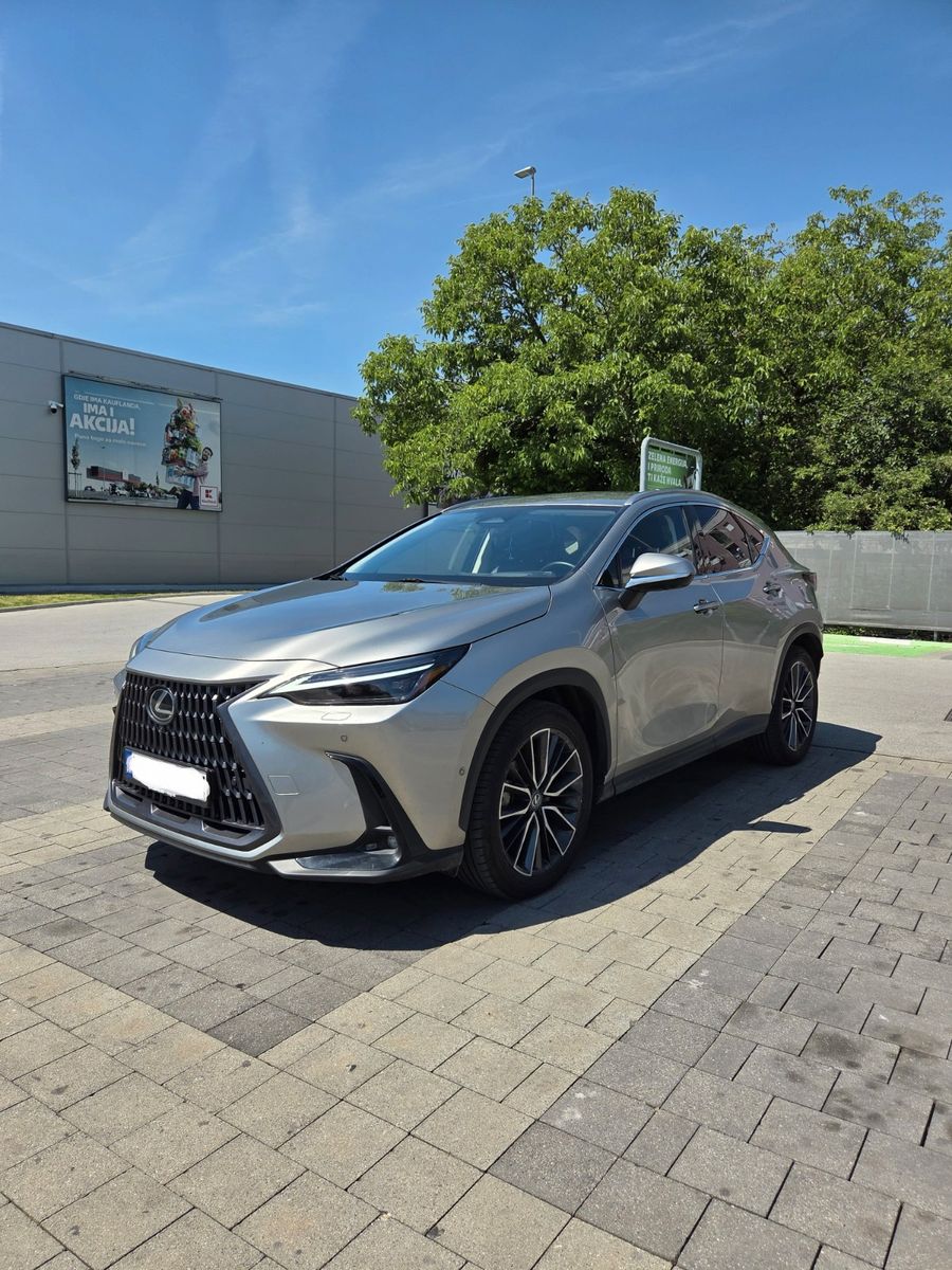 LEXUS NX 450