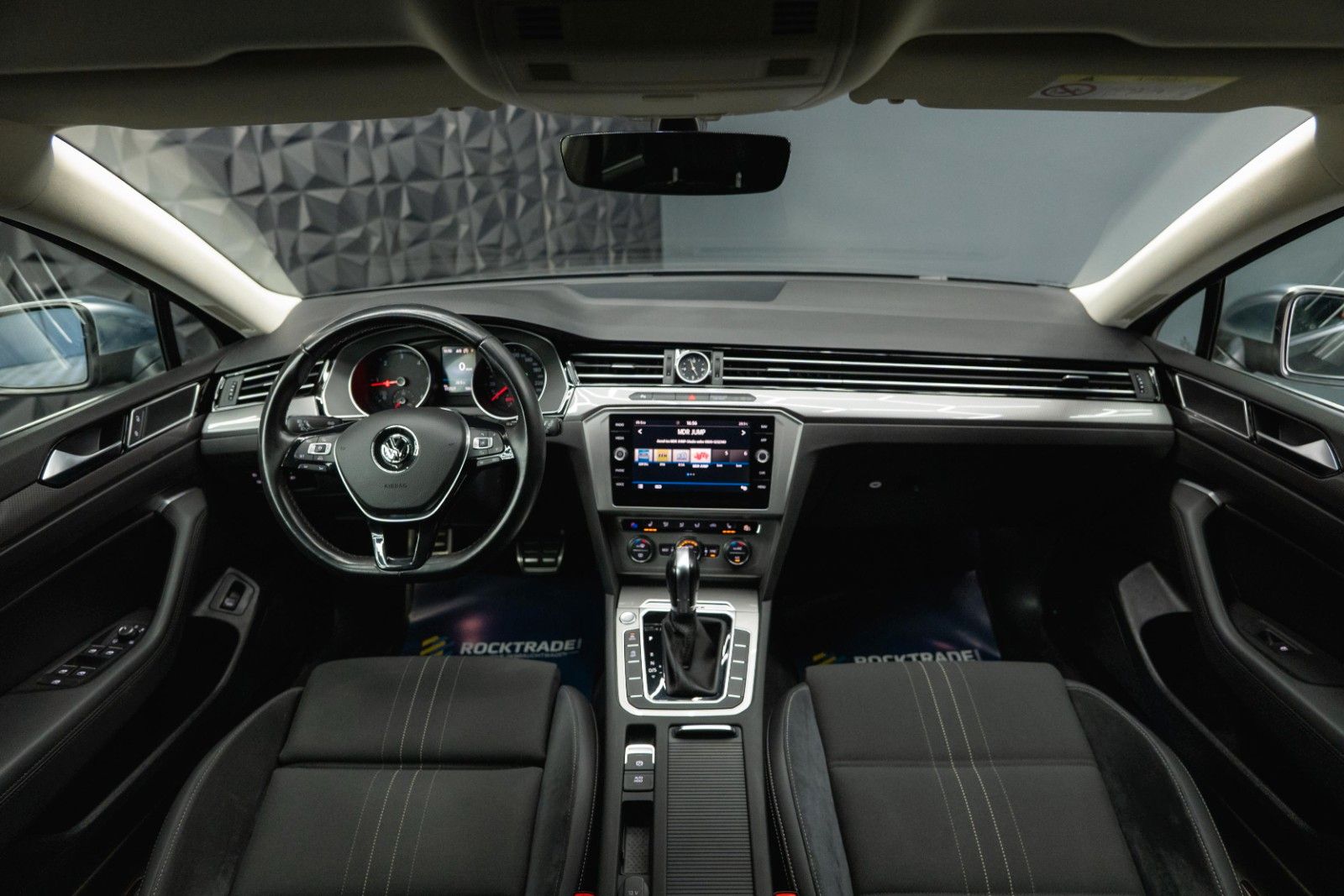 Fahrzeugabbildung Volkswagen Passat Alltrack 4Motion | Massage | LED | ACC