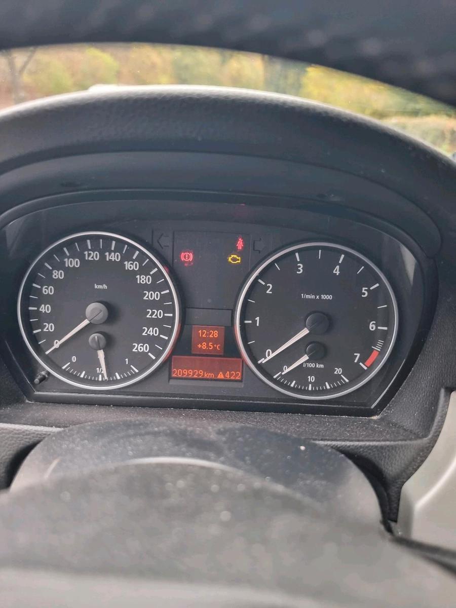 BMW 320 2006 — photo 13