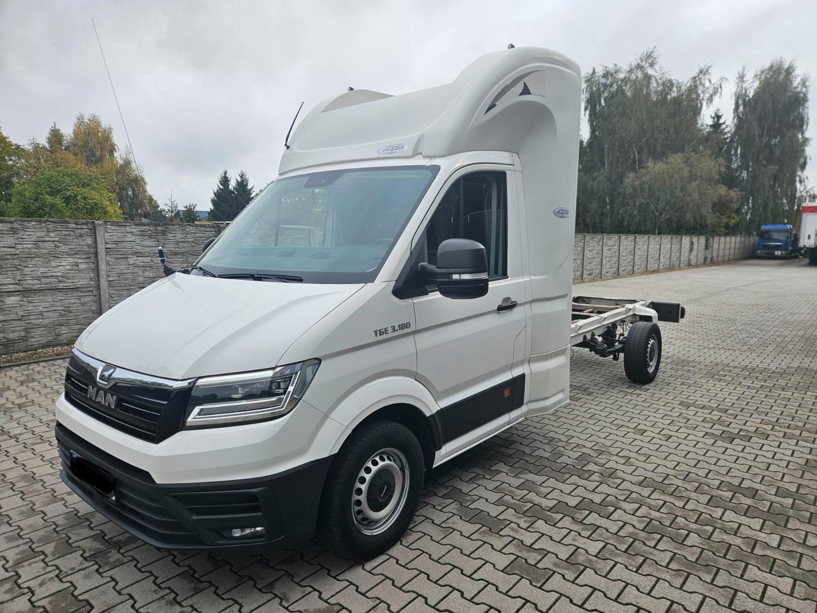 MAN TGE 3.180 * Rama * Klima * Sypialka