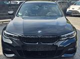 BMW 320 d xDrive M Sport Business*AERODYNAMIC*LEDER* - BMW 320: Leder, Allradantrieb