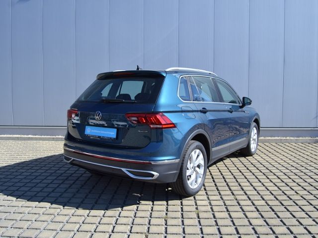 Tiguan 2.0 TDI 4Motion DSG Elegance AHK/MATRIX/1