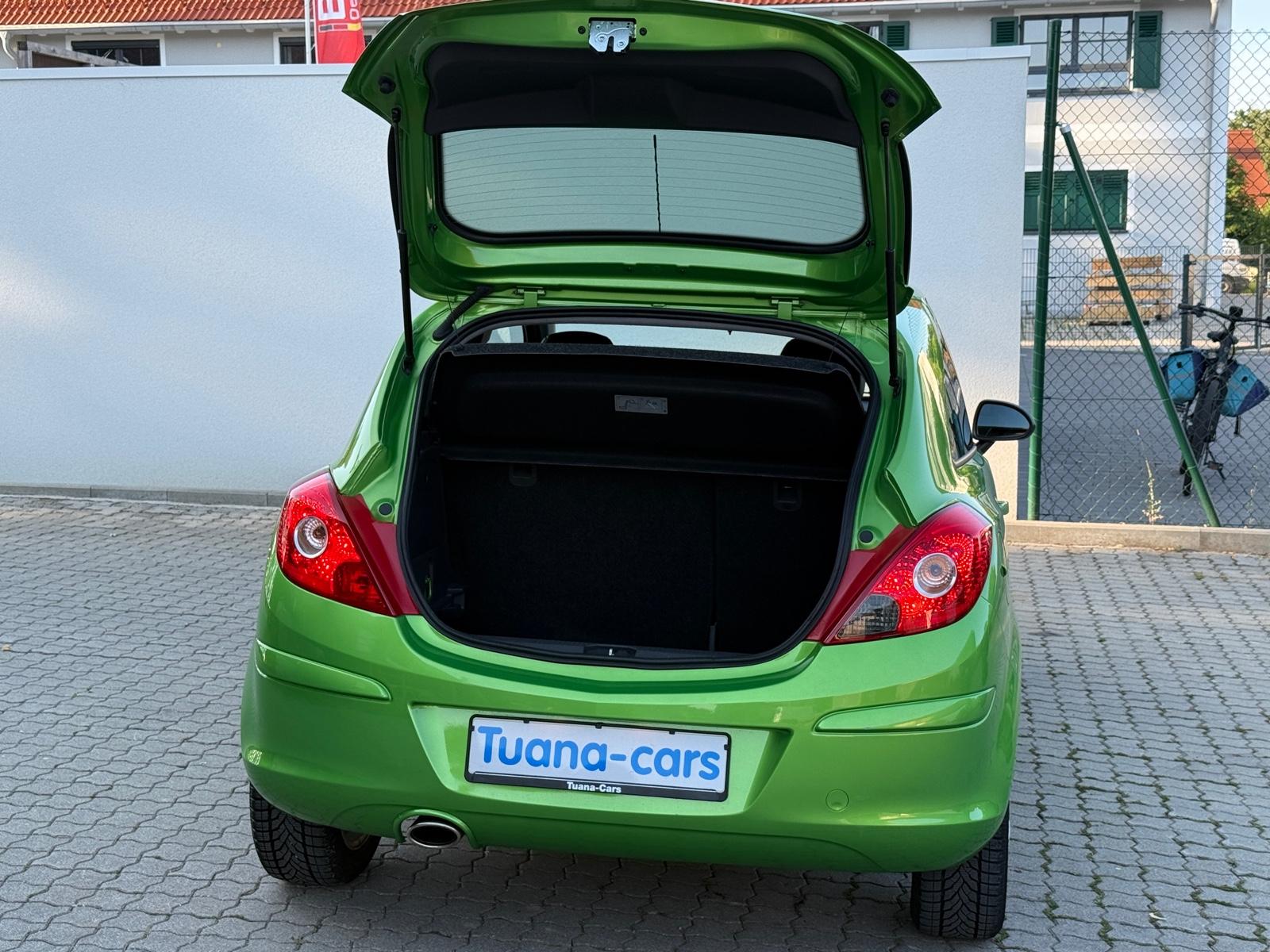 Opel Corsa D Klima+Sitz und Lenkradheizung+Tempomat
