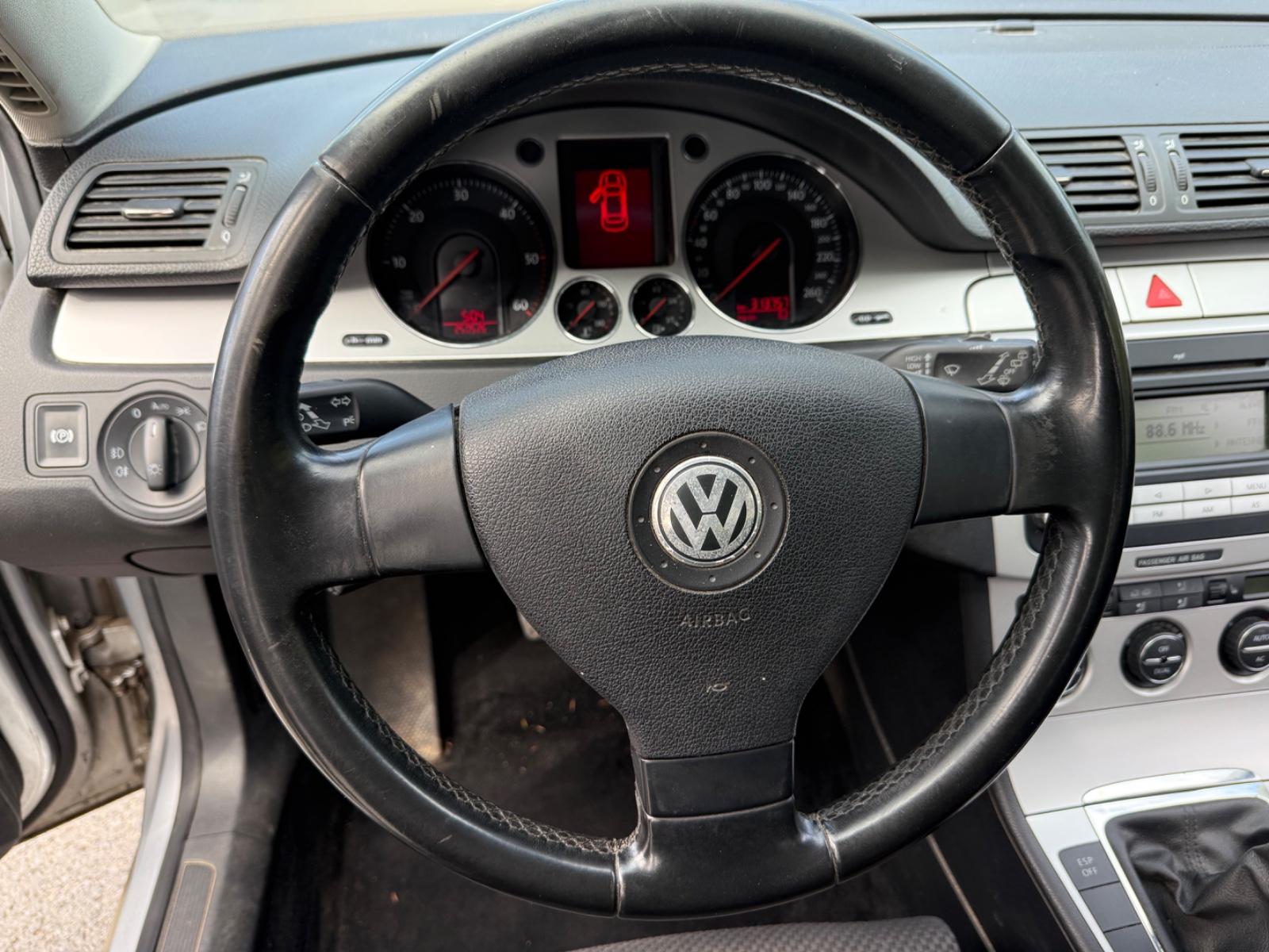 Volkswagen Passat 2008 — photo 14