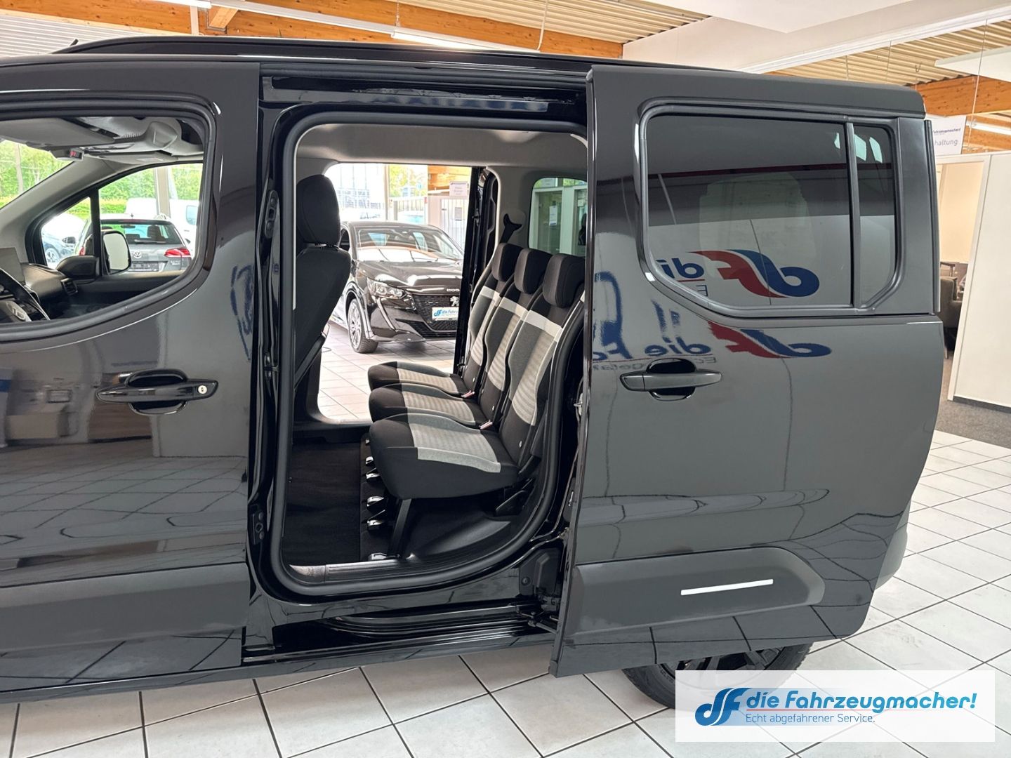 Fahrzeugabbildung Citroën Berlingo Max M Navi Digitales Cockpit Soundsyste