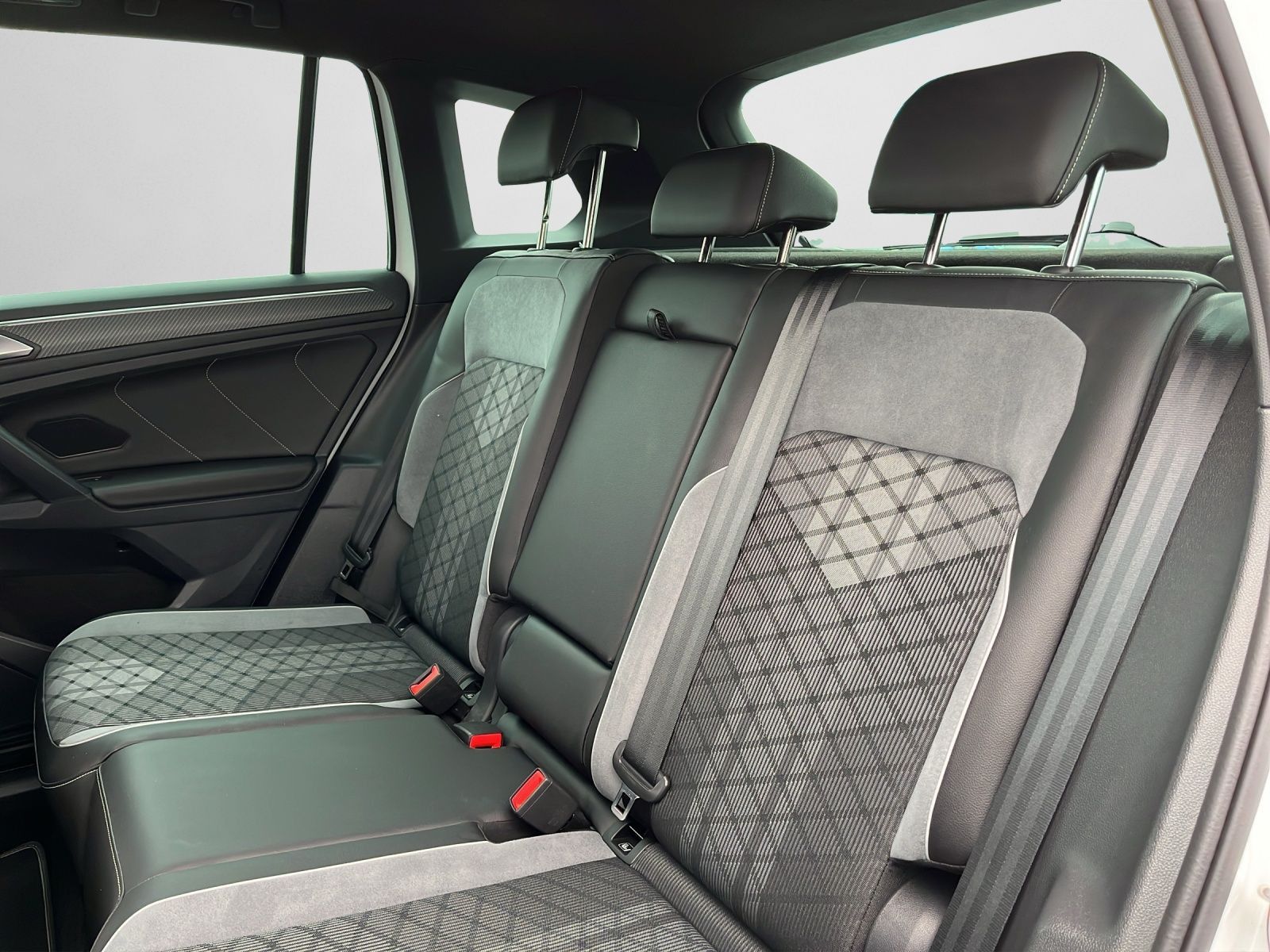 Volkswagen Tiguan - Bild 15