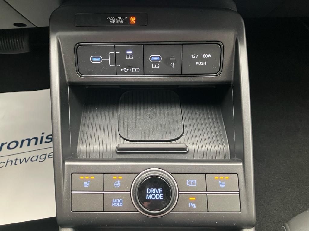 Fahrzeugabbildung Hyundai Kona Trend Elektro 2WD LM KlimaA Virtual WPumpe