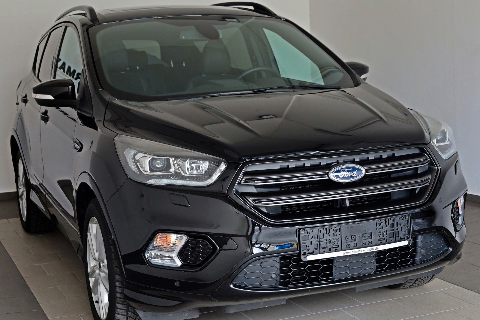 Fahrzeugabbildung Ford Kuga ST-Line T.Leder,Navi,Panorama,Kamera,SH,AHK