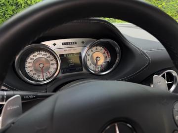 2010 Mercedes-BENZ SLS AMG — миниатюра 11