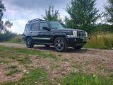 Jeep Commander 3.0  V6 CRD Limited 7-Sitzer - Jeep Commander: Limited