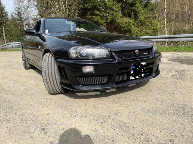 Nissan Skyline R34 GT-T