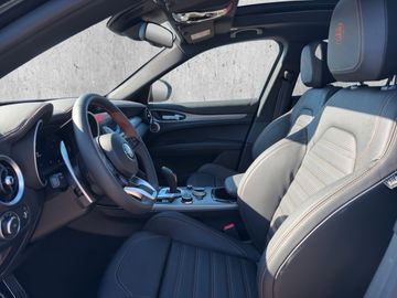 Alfa Romeo Stelvio MY24 2.2 Diesel 16V AT8-Q4 *AHK*ACC*SHZ*