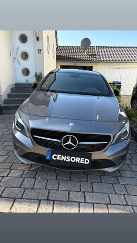 MERCEDES-BENZ CLA 180 Shooting Brake CLA 180 Urban Shootin...