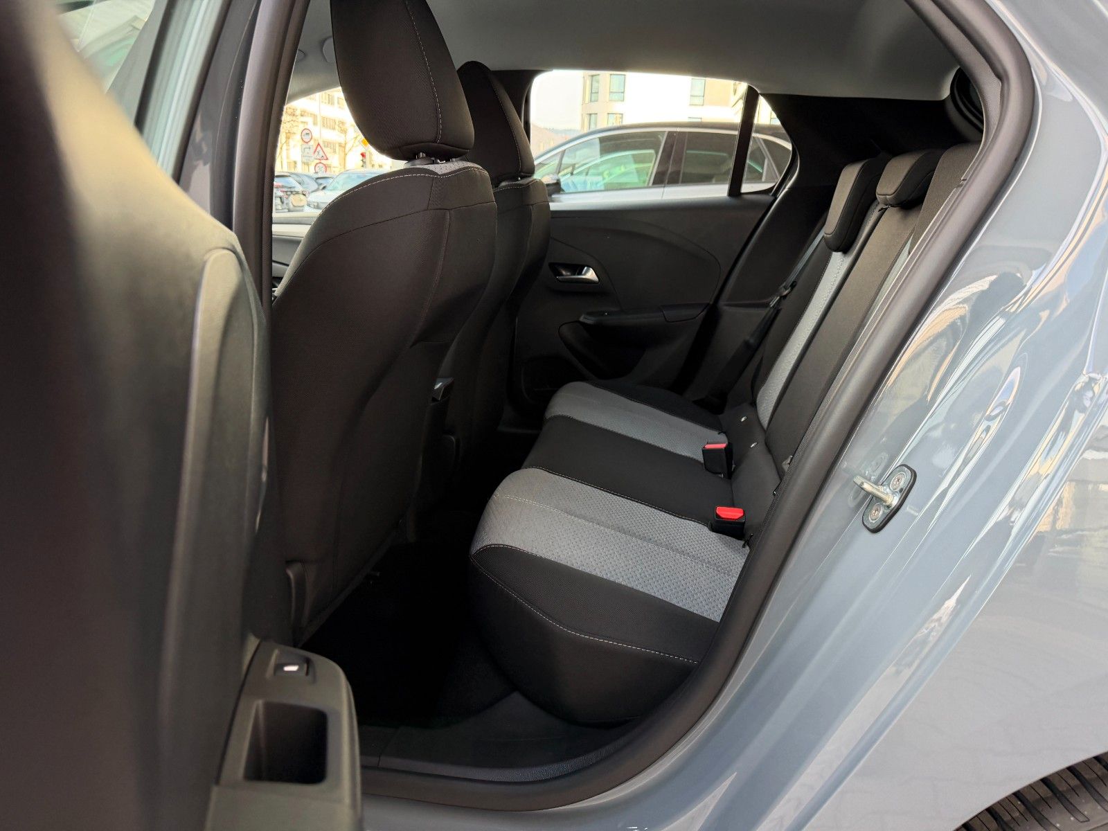 Fahrzeugabbildung Opel Corsa F Edition 110PS Hybrid Automatik/LED!