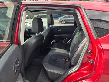 Nissan Qashqai - 11