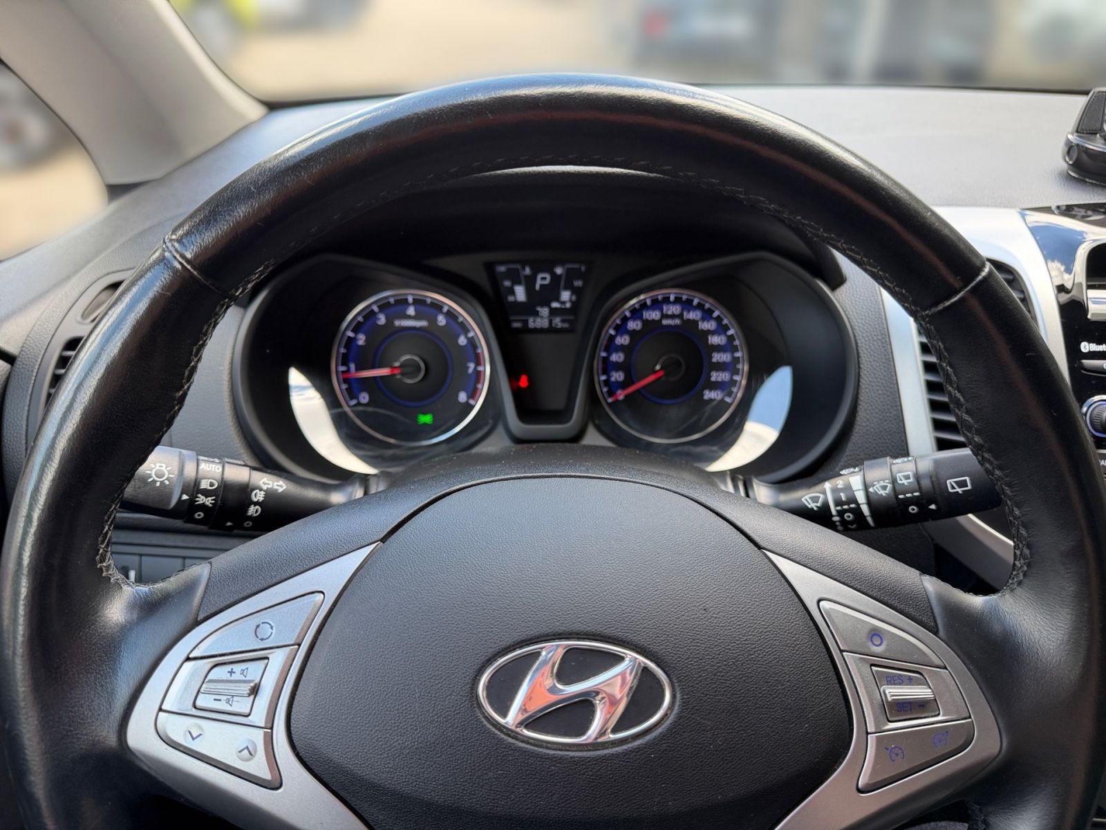 Fahrzeugabbildung Hyundai ix20 1.6 Automatik Space Plus Navi