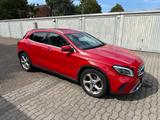Mercedes-Benz GLA 200 d 4MATIC  - Mercedes-Benz GLA 200 Gebrauchtwagen in Bremen
