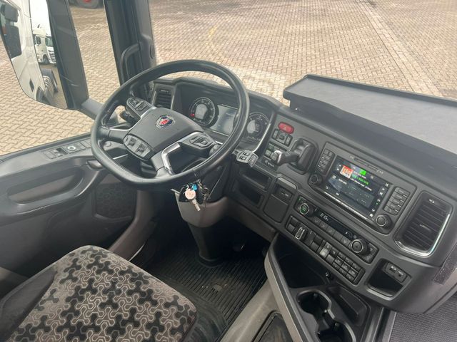 Fahrzeugabbildung Scania 2 Stück R 450
