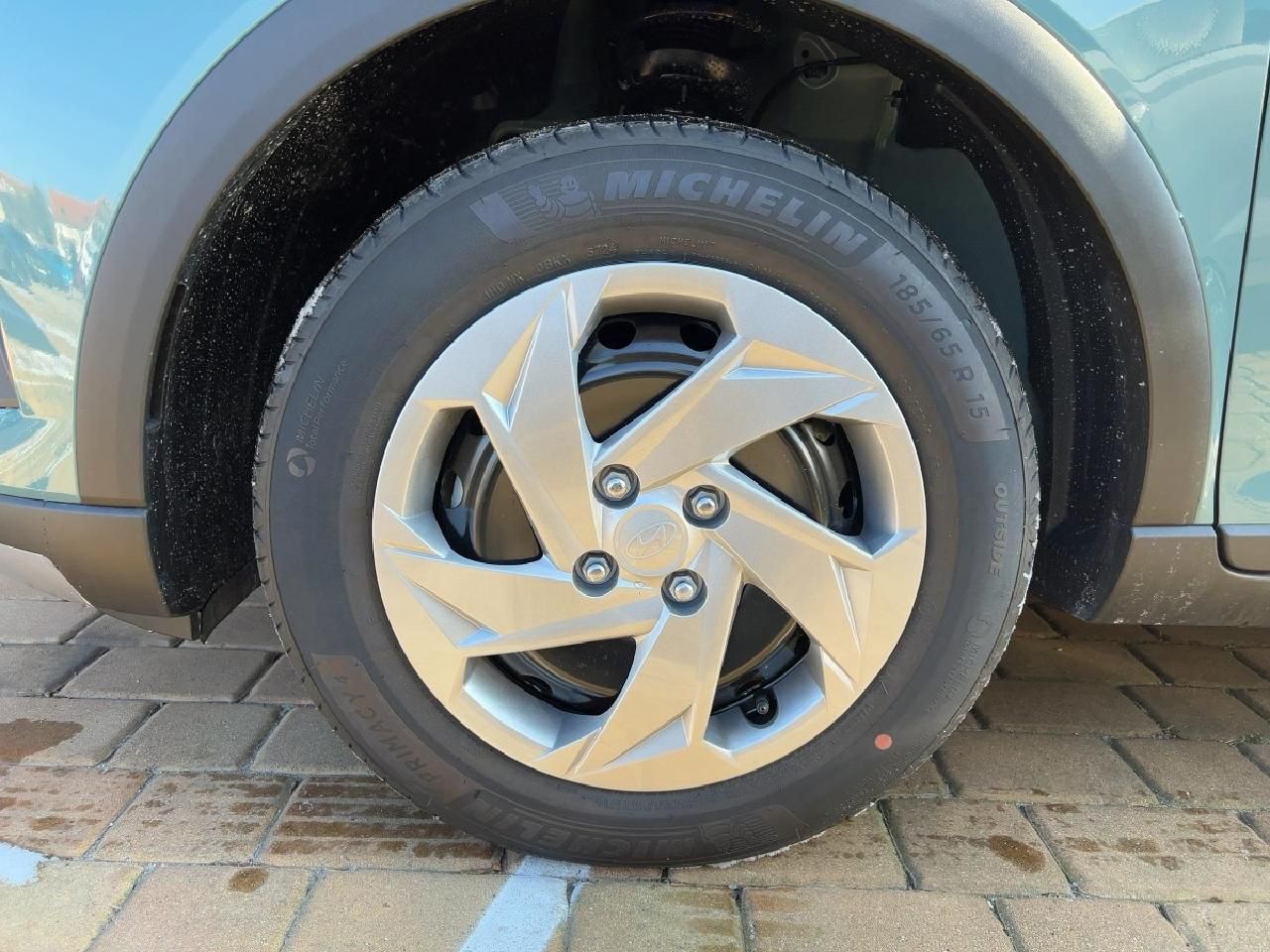 Fahrzeugabbildung Hyundai BAYON Select 2WD