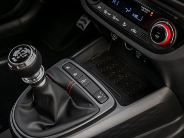 Hyundai i10 1.0 N Line Rückfahrkamera Navi Sitzheizung