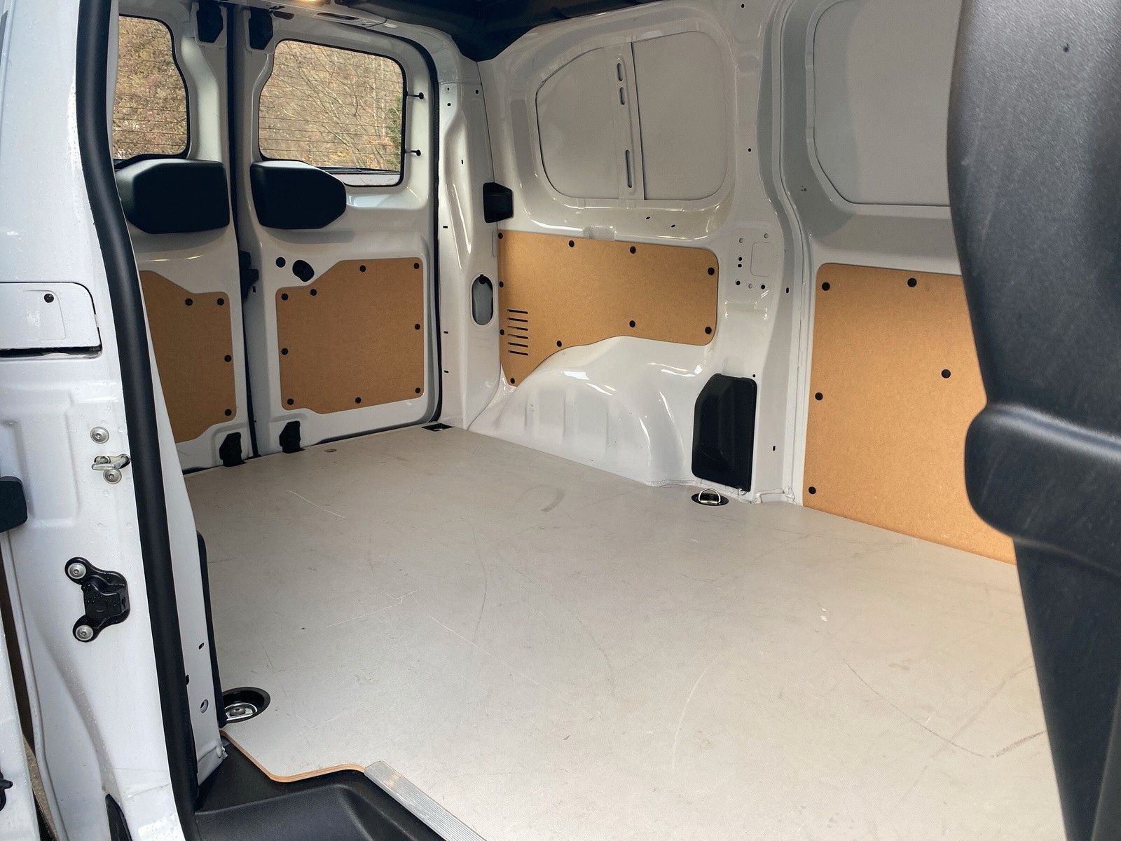 Fahrzeugabbildung Opel Vivaro Kasten Edition M