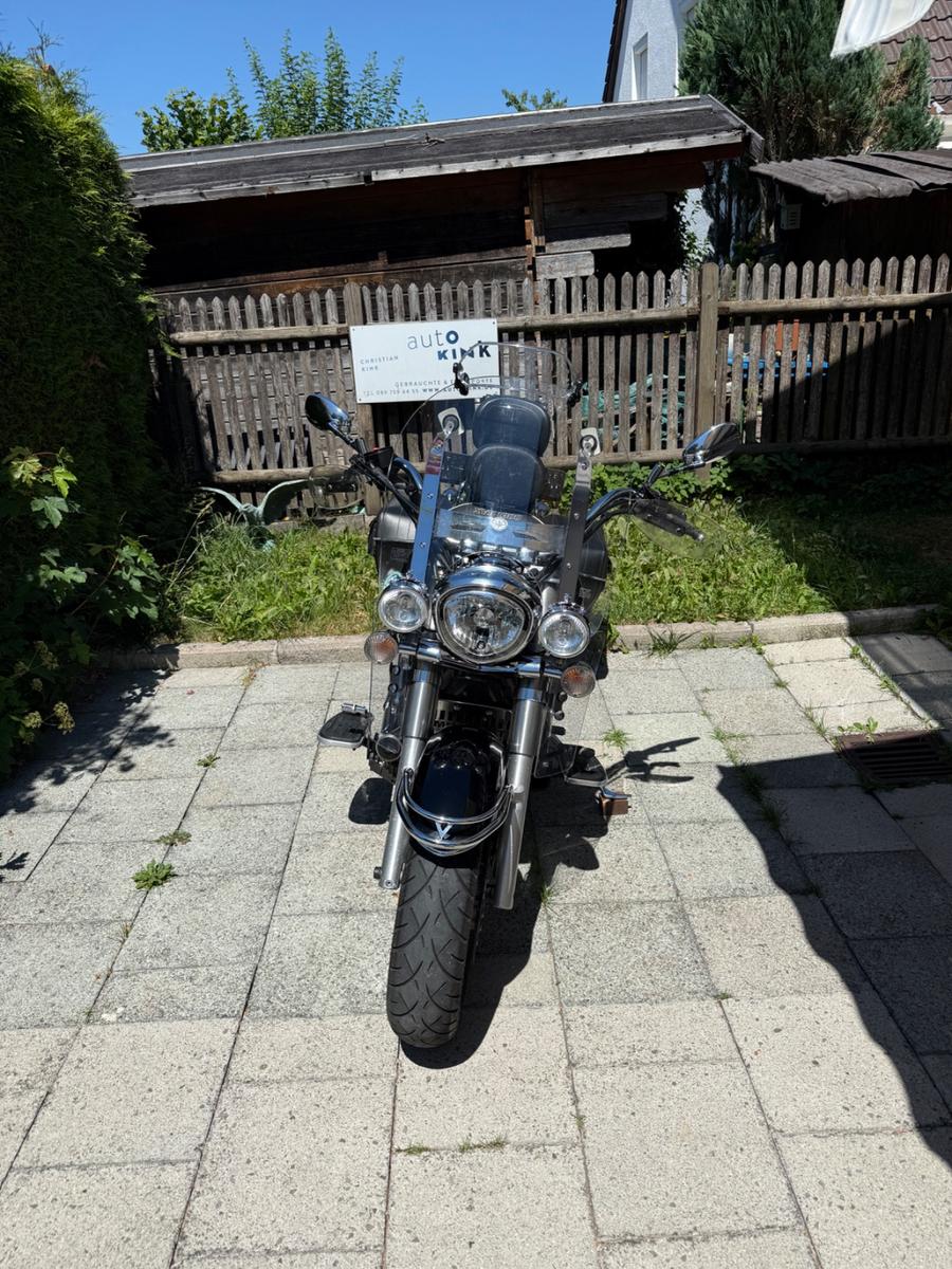 Yamaha XVS1300A Top Zustand