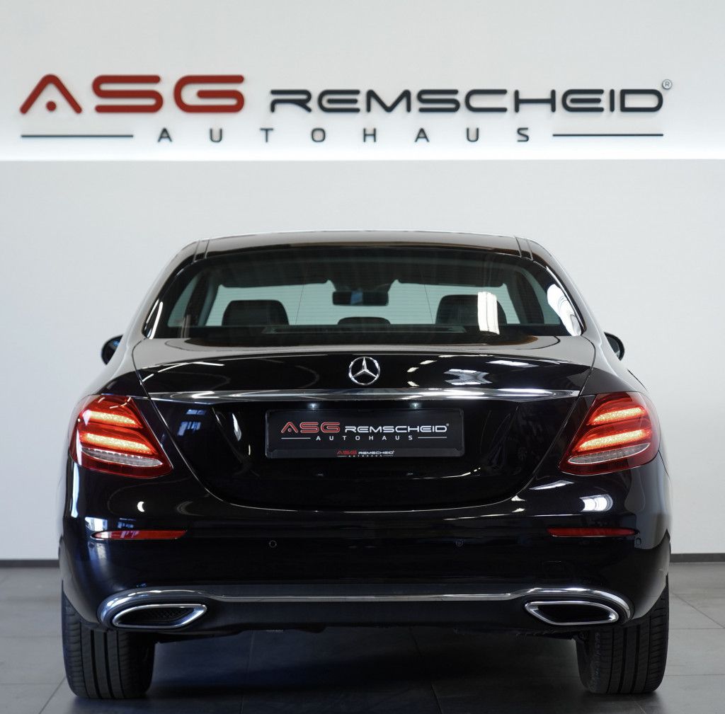 Mercedes Benz E 220