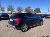 Mercedes-Benz GLA 200 AUTOMATIK AMG AHK PANO KAMERA - Mercedes-Benz Gebrauchtwagen in Freiburg