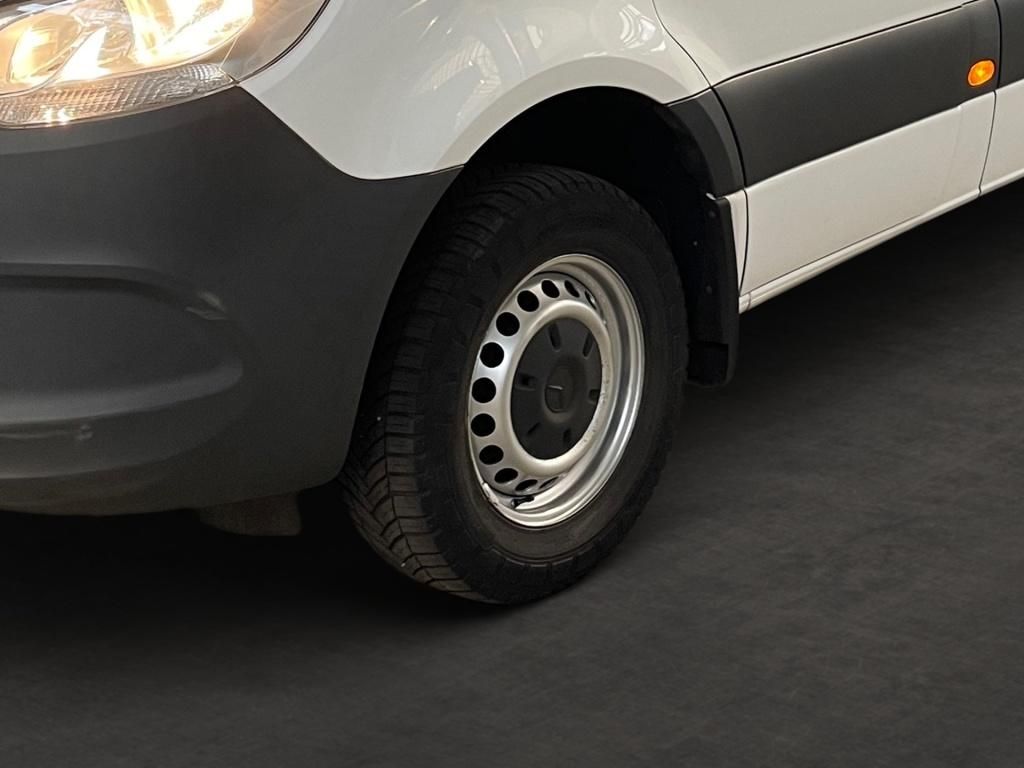 Fahrzeugabbildung Mercedes-Benz Sprinter 317 Kasten L3H2 Schwingsitz RFK MBUX