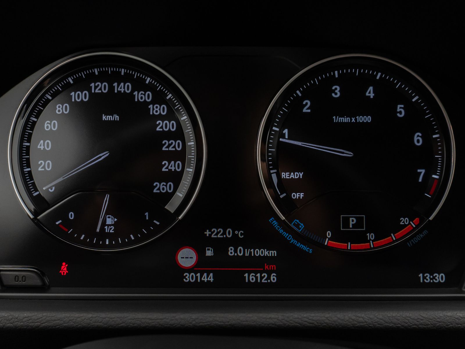 Fahrzeugabbildung BMW X1 sD20i Kamera HUD DAB Alarm Geschwindigkeitsre
