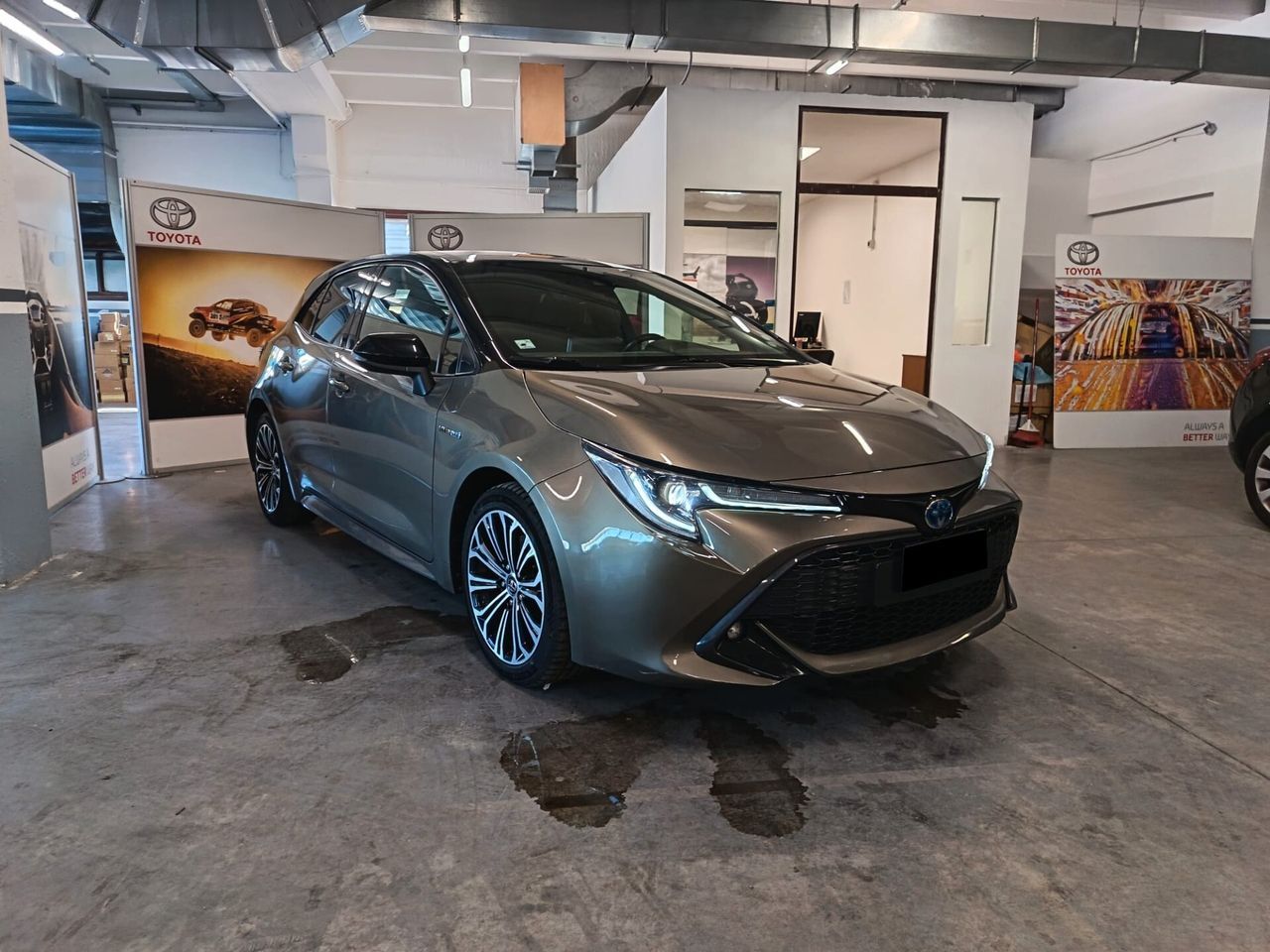 Toyota Corolla 2.0 Hybrid Style imagem 2