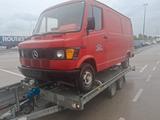 Mercedes-Benz 208D, guter Zustand, neue reifen - Mercedes-Benz 208d