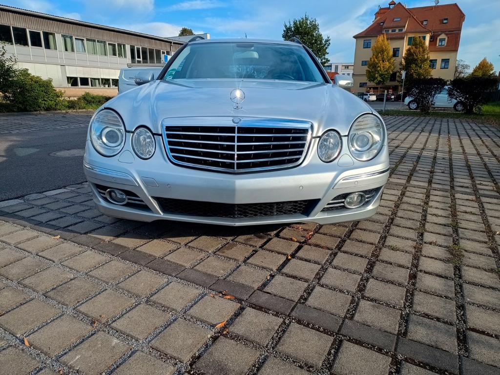 Mercedes-Benz E 220 Avantgarde