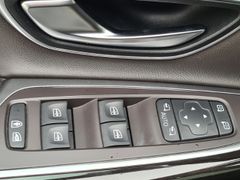 Fahrzeugabbildung Espace V 1.6 dCi 160 Energy Intens PANO LED KAM