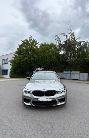 BMW M5 Competition xDrive M5 Competition Carbon Da*