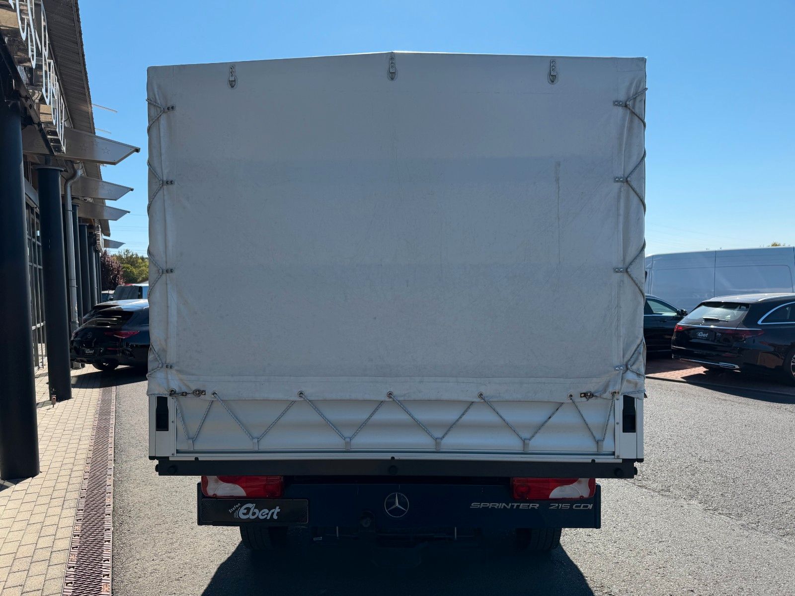 Fahrzeugabbildung Mercedes-Benz Sprinter 215 CDI DoKa Klima AHK